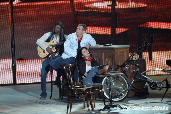 056-enfoires_2009.jpg