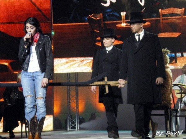 074-enfoires_2009.jpg