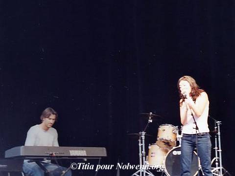 06-neckair.jpg